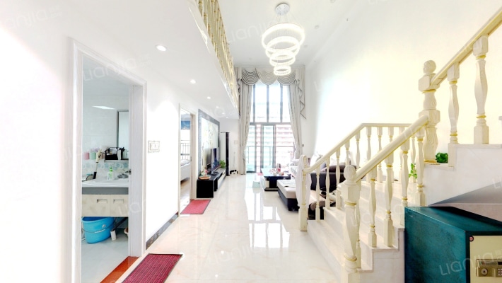 金茂华美达二手房实景图