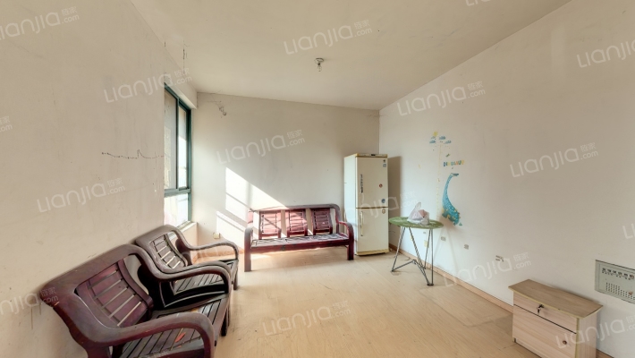 龙塘幸福家园四期二手房实景图