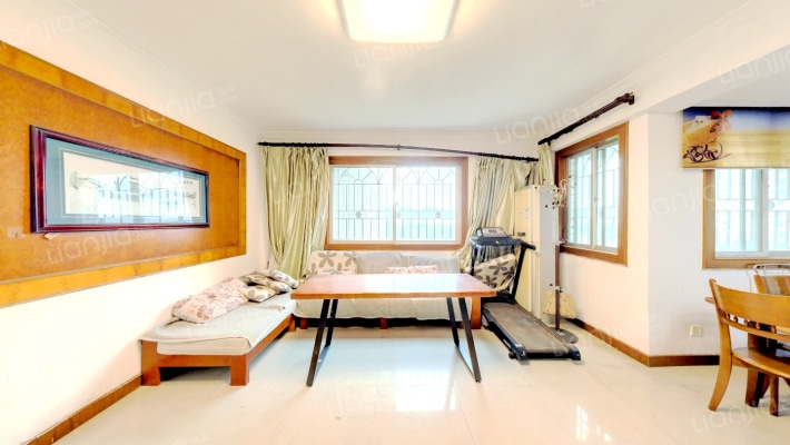 梁厝新村二手房实景图