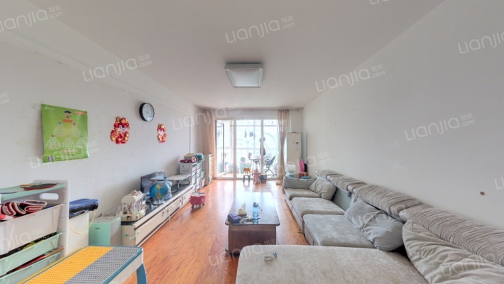 贵合新园二手房实景图