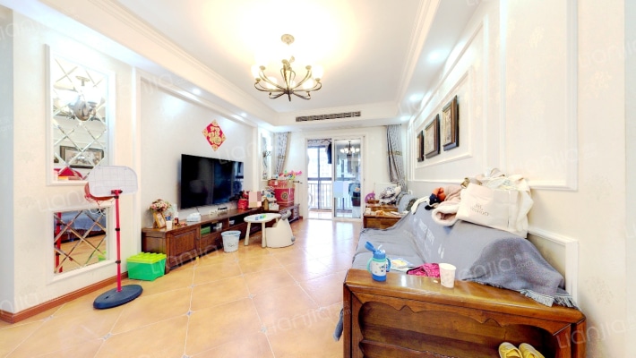 金地天悦二手房实景图