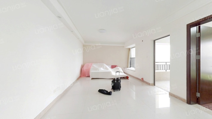 保利香槟国际花园二手房实景图