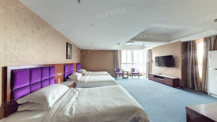 瞰都铂宫二手房实景图