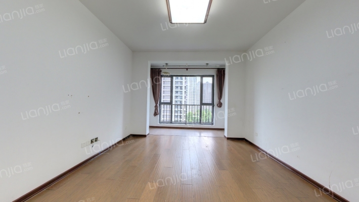 融创臻景园二手房实景图