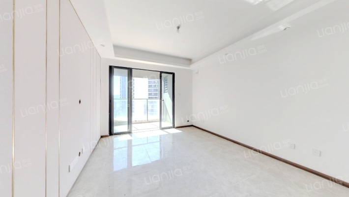 融创·云麓长林二手房实景图