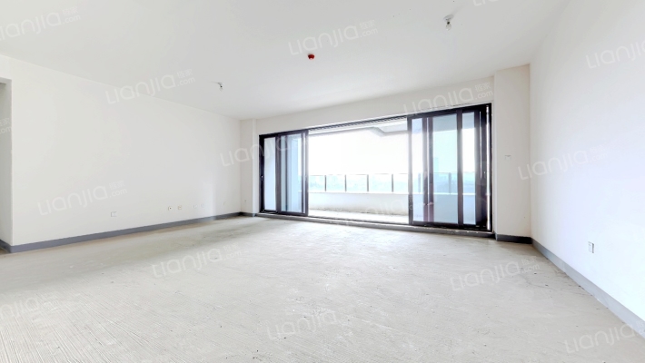 卡地亚花园城蔚蓝轩A区二手房实景图