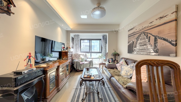 长兴金茂逸墅二手房实景图