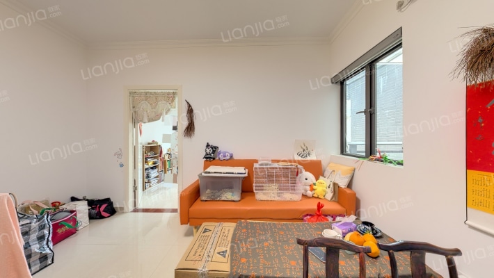 泰华君逸世家二手房实景图