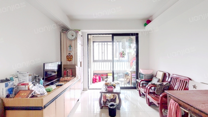 华地翡翠蓝湾三期朗园二手房实景图