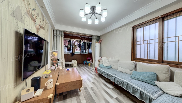 从新小区二手房实景图