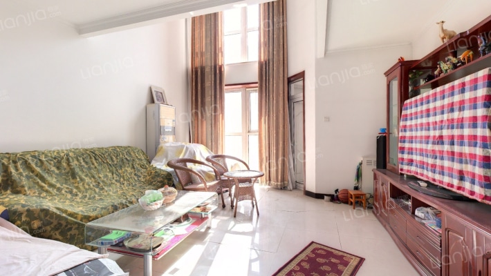 滨河园二手房实景图