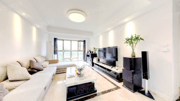 蓝泰海乐府二手房实景图