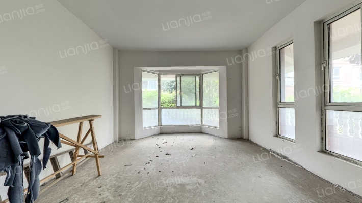 鑫泰豪园二手房实景图