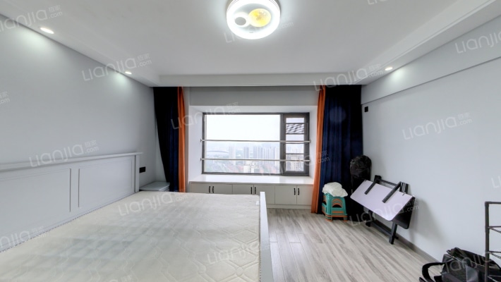 华润悦府F区二手房实景图