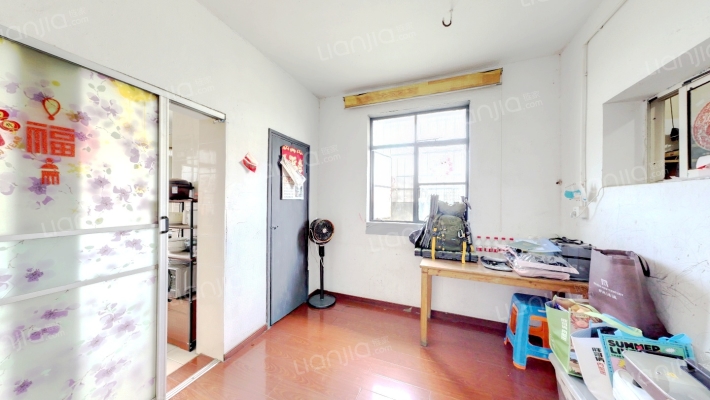 虹盛小区二手房实景图