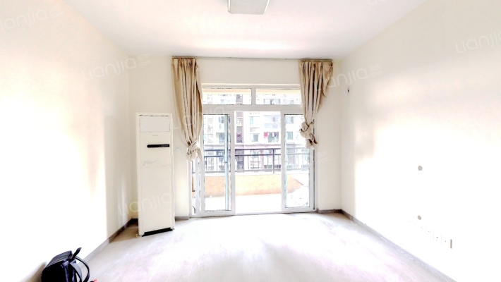 融创嘉德领馆二期二手房实景图