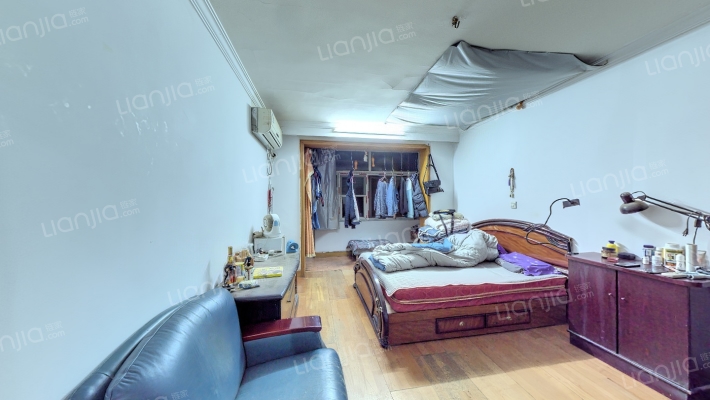 凤城六村二手房实景图