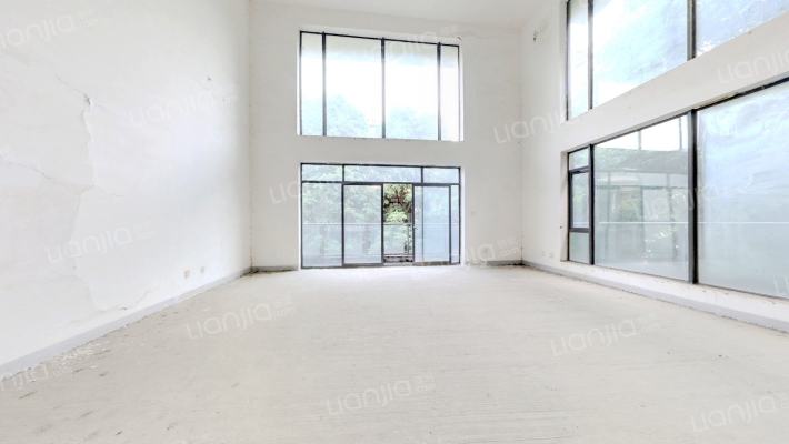 保利郁金香谷二手房实景图