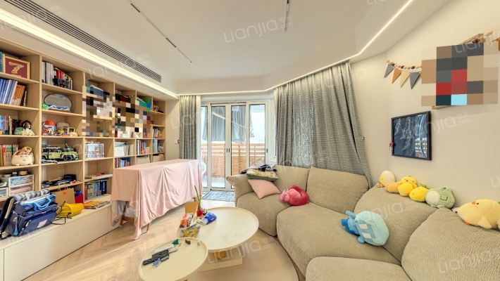 嘉里华庭二手房实景图