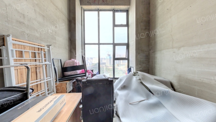 中和宝霖广场二手房实景图