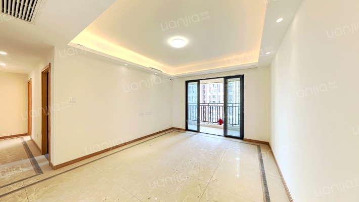 中建嘉和城凤凰台二手房实景图