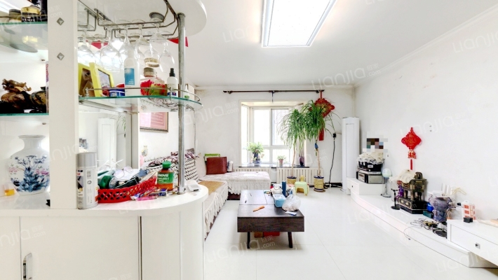 凤仪佳苑二手房实景图