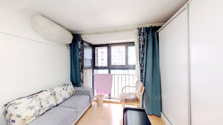 南飞鸿广场二手房实景图