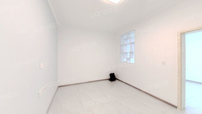 大学北路10号二手房实景图