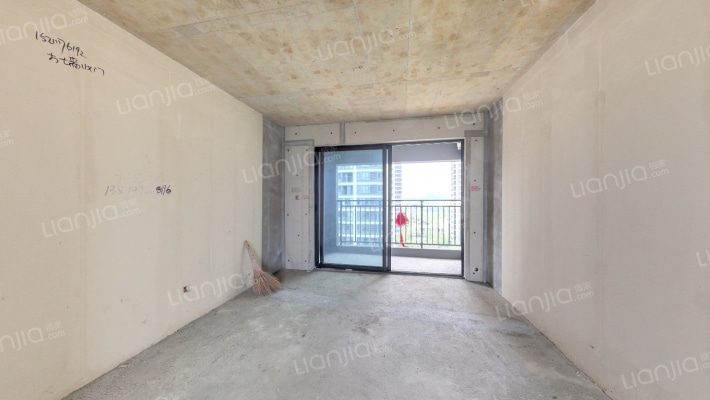 长房越秀星悦荟二手房实景图