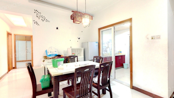 骏马山庄二手房实景图