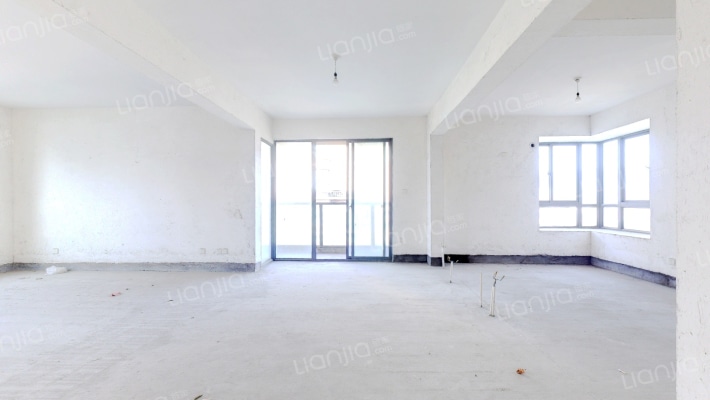 聆江景园二手房实景图