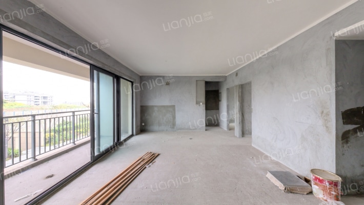 龙兴国际生态新城天璞二手房实景图