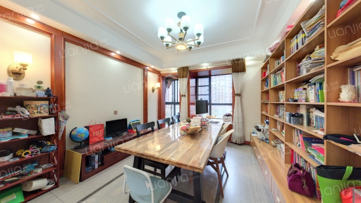 鸿发世纪城二手房实景图