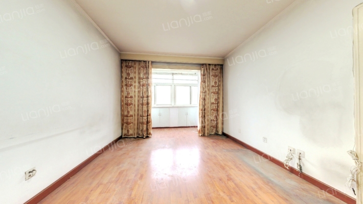 燕化星城健德二里 二手房实景图