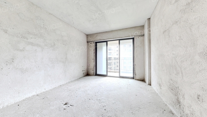 友田朗逸雅居二手房实景图