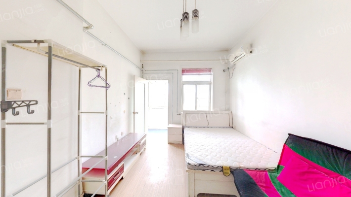 制革街二手房实景图