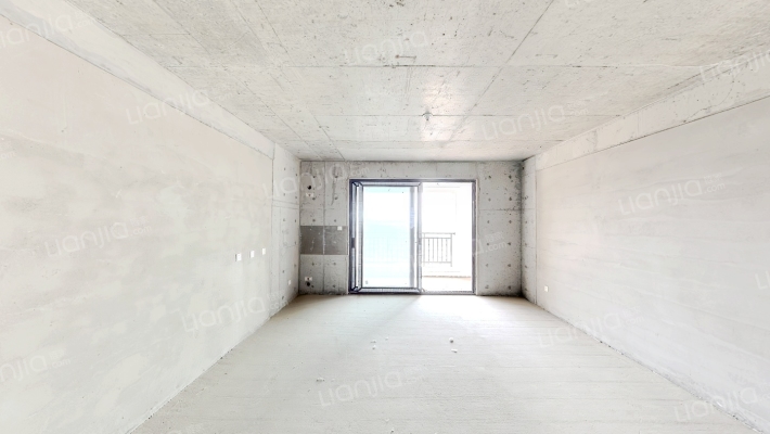 湖光山色二手房实景图