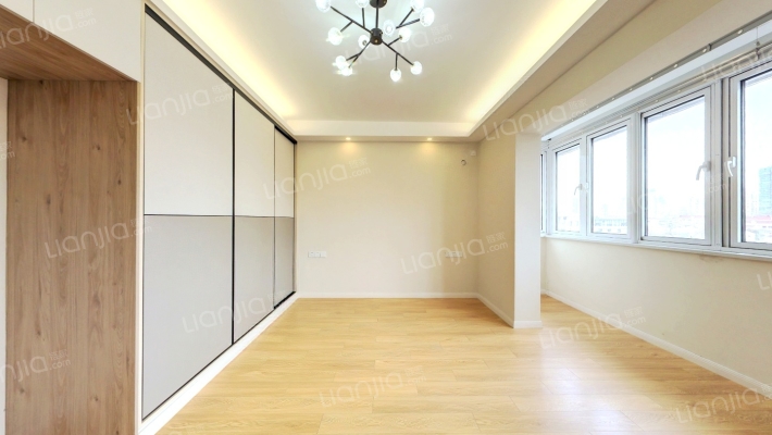 愚园路641弄二手房实景图