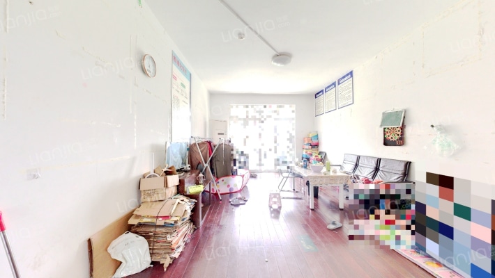 龙河花园二手房实景图