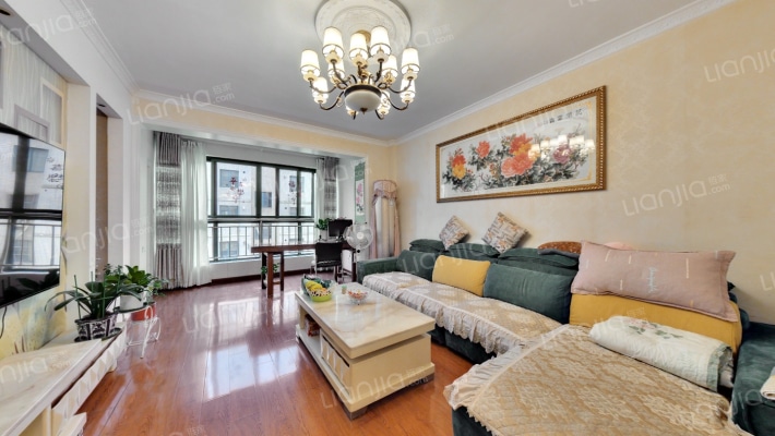 鑫江花苑二手房实景图