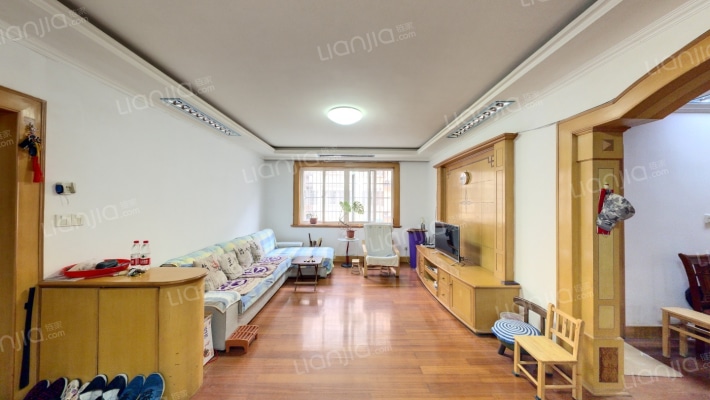 国贸新花园二手房实景图