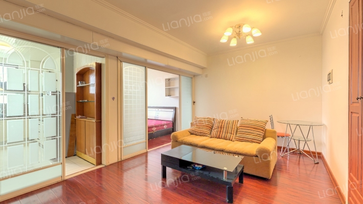 中南公寓二手房实景图