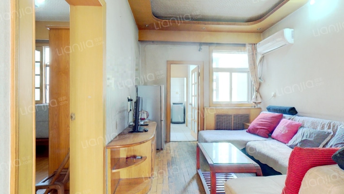 南阳路135号二手房实景图