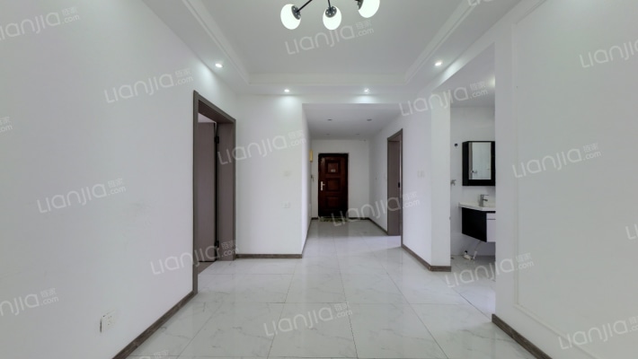 美罗家园宝欣苑五村二手房实景图