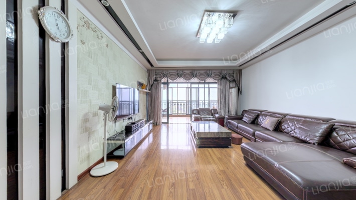 骏景豪庭二手房实景图