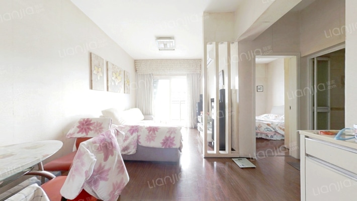 领寓二手房实景图