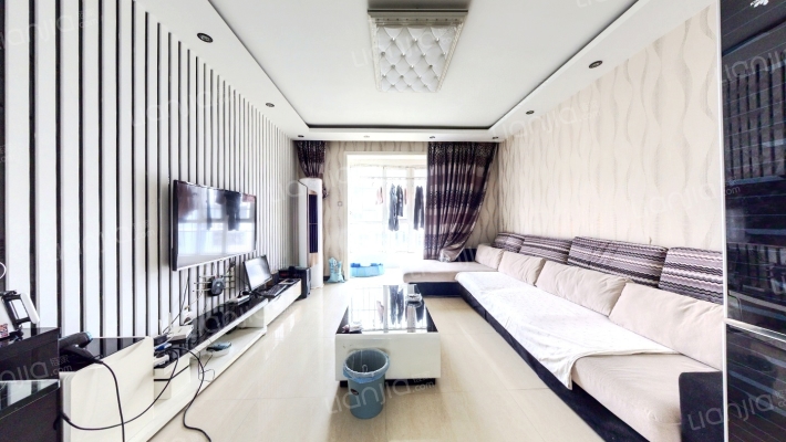 雍盛花苑二手房实景图