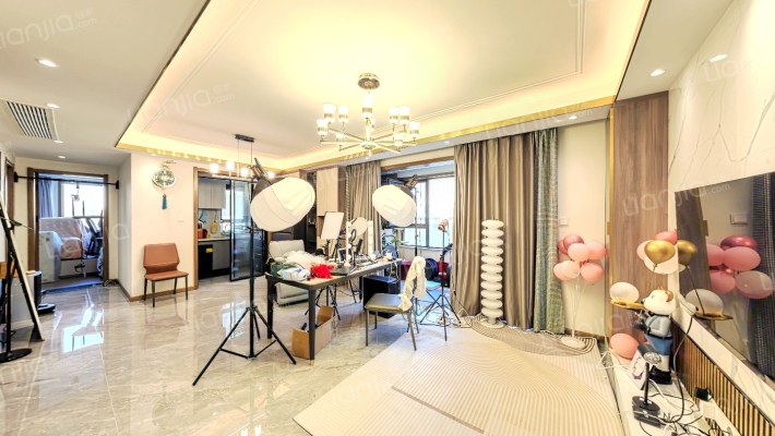 保利堂颂二手房实景图