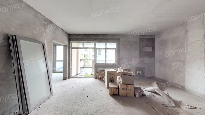 水天花园二手房实景图