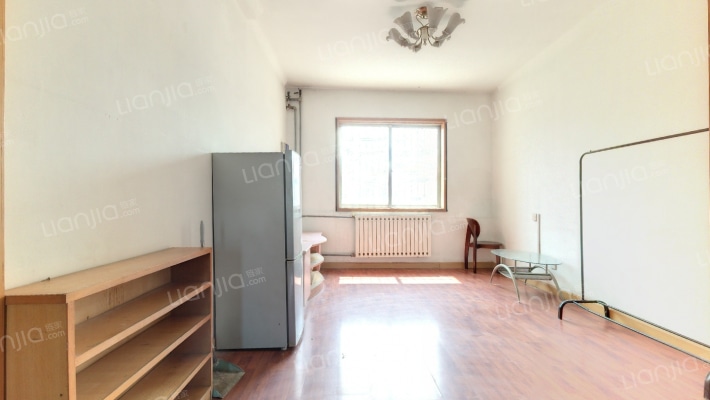 航运路999二手房实景图